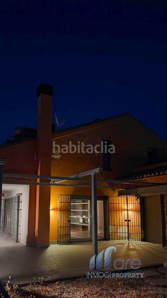 Foto a4a7b464-53c6-4342-9a7a-767ccb9c3c05. Casa adossada amb xemeneia calefacció aparcament a Cájar