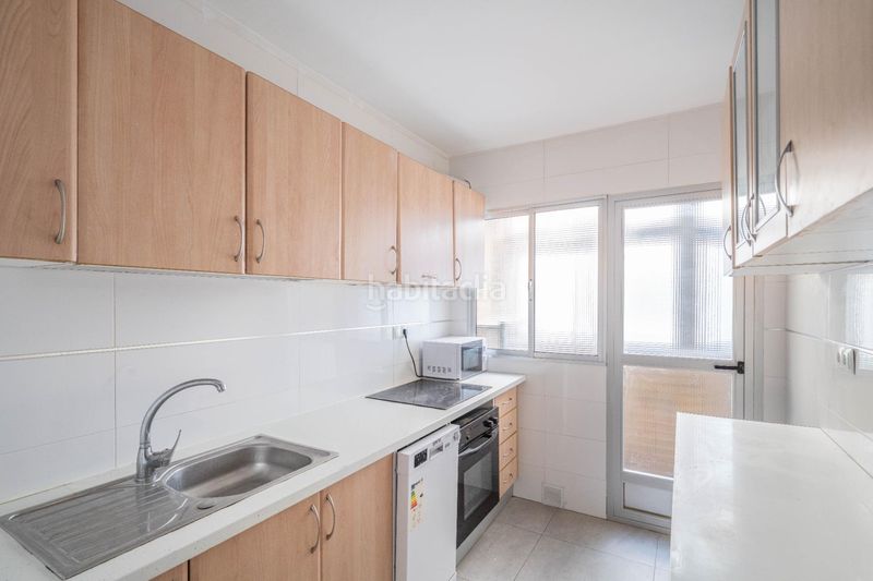 Foto eb5b3782-f229-45a0-9002-d3fd03f289b7. Pis amb aparcament a Fígares Granada