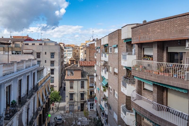 Foto f07c6b27-8004-4668-8f6e-d662970bd38c. Pis amb aparcament a Fígares Granada