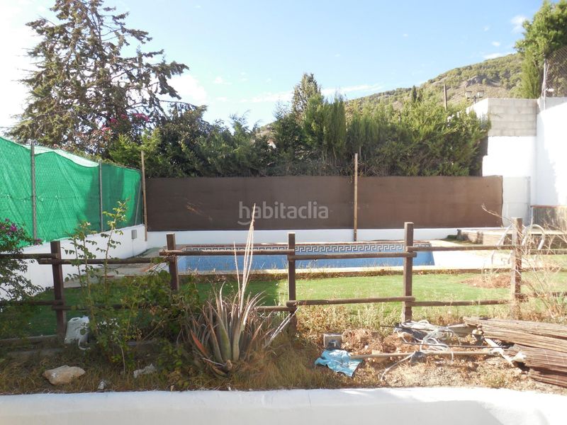 Foto 95862dc3-5455-44e4-88ea-7898917830a7. Casa aparellada amb aparcament a Padul