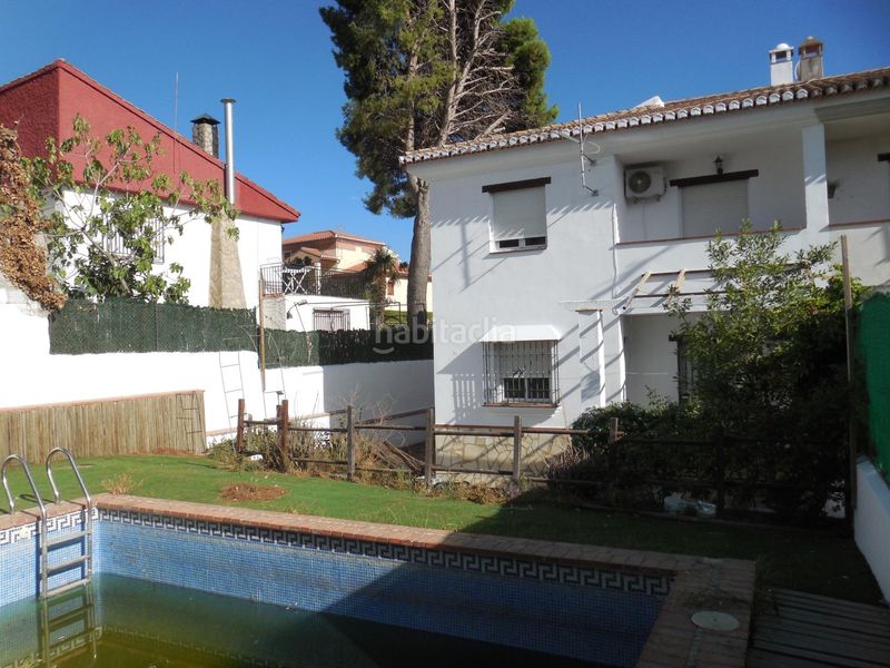 Foto bed965c3-f404-441f-b45f-9ade1c2afbfe. Casa aparellada amb aparcament a Padul