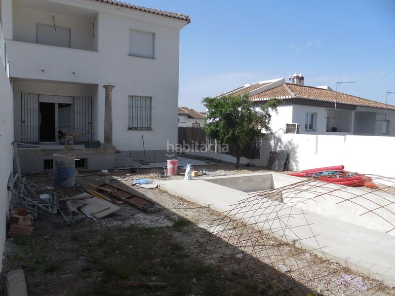 Foto 25f063a5-0d6d-4a5a-b613-ee99f116ccf4. Casa aparellada amb aparcament a Padul