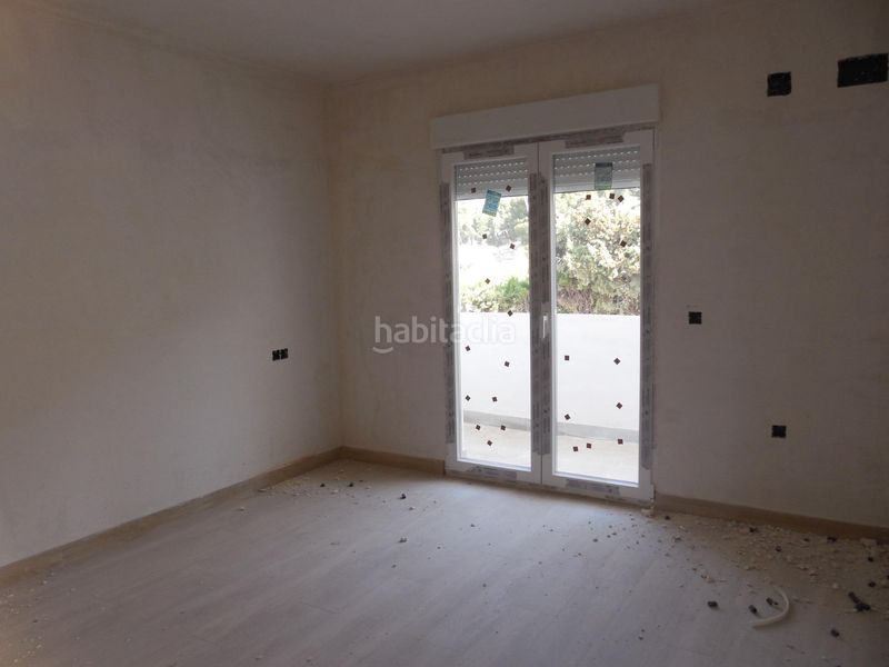 Foto 5283a802-bb36-4e0b-a6a6-175bfc92e286. Casa aparellada amb aparcament a Padul