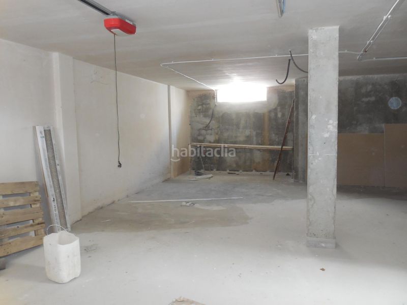 Foto 7ab321c7-1482-4e95-b479-1d63c18d4e81. Casa aparellada amb aparcament a Padul