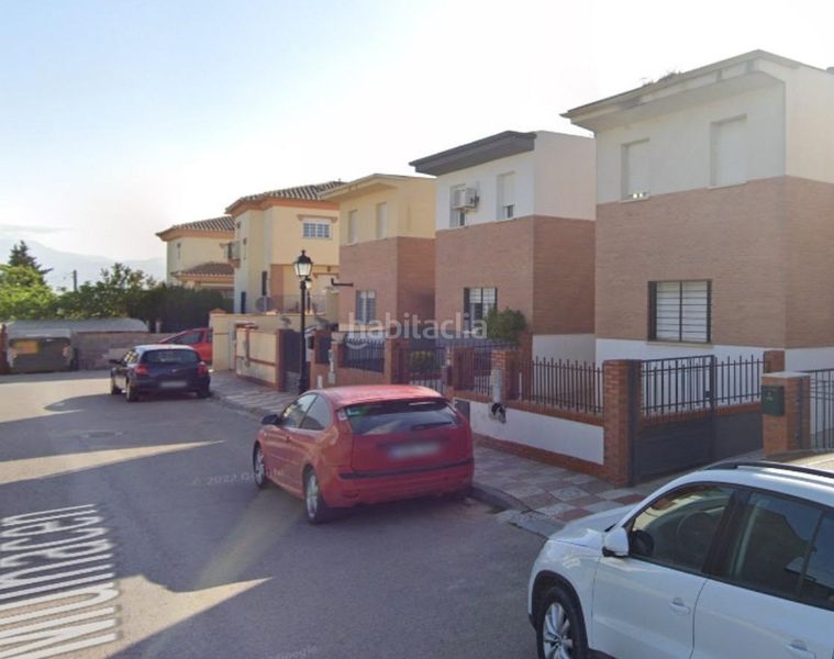 Foto dc0e670c-f0c1-44b9-85e5-8c6809769d70. Casa adossada amb aparcament a Cúllar Vega