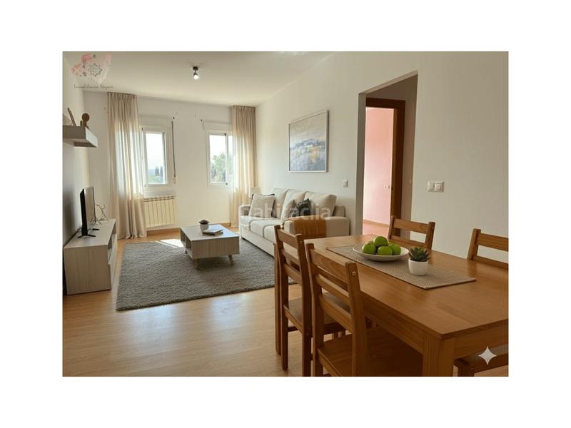 Foto 52b73cce-47f3-46cc-8d54-7ee039df5850. Flat in calle los majanillos 1 in Atarfe