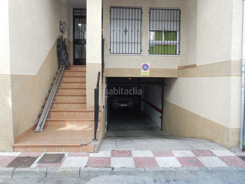 Foto 4b8cc0b7-a2e2-45c1-84ea-41c715c10c3e. Rent flat with parking in Avda. De los Ogíjares Armilla