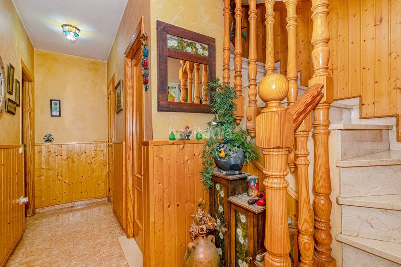 Foto 9b6f7164-c111-4086-8e7e-ff6b0eb9f3b8. Casa adossada amb calefacció aparcament a Güevéjar