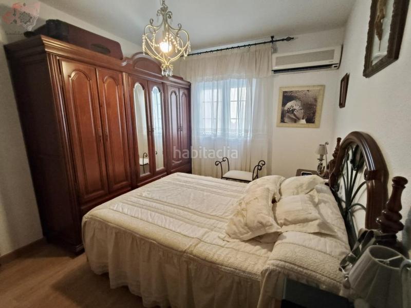 Foto 13843535-22e7-4de0-b9f0-fc6420167df3. Casa a schiera in calle cedazos 8 in Atarfe