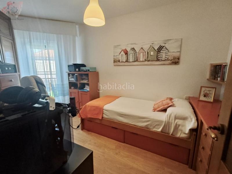 Foto 35d6a50c-6dc5-4a74-99cf-02026563cc5e. Casa a schiera in calle cedazos 8 in Atarfe