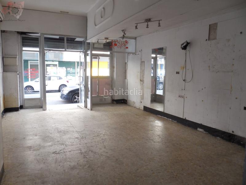 Foto 373c0302-efd7-49bf-a2d3-0ecbbc459aeb. Local commercial dans calle jose recuerda 1 dans Camino de Ronda Granada