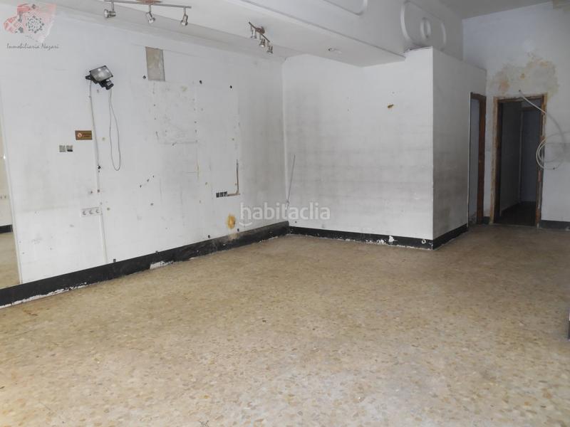 Foto 4c664116-d778-4b1c-9a02-d38986ffde69. Local commercial dans calle jose recuerda 1 dans Camino de Ronda Granada