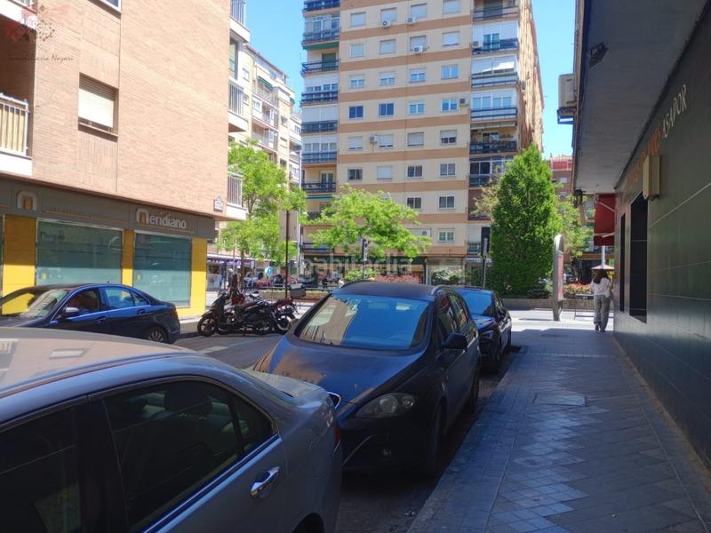 Foto d00fd589-d7cc-44ee-8134-ba57b60c3fa1. Local commercial dans calle jose recuerda 1 dans Camino de Ronda Granada