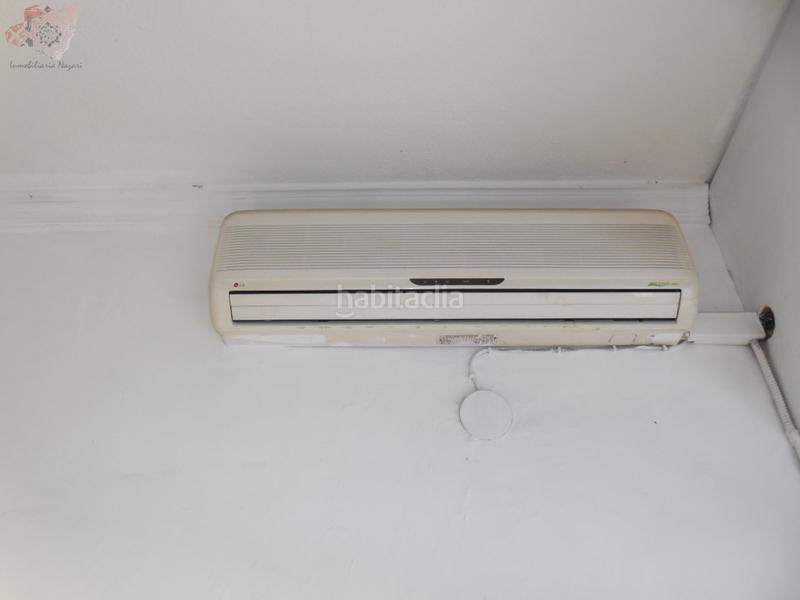 Foto eb7ccc8f-99f6-4eea-80fe-9badcbe04ebf. Local commercial dans calle jose recuerda 1 dans Camino de Ronda Granada