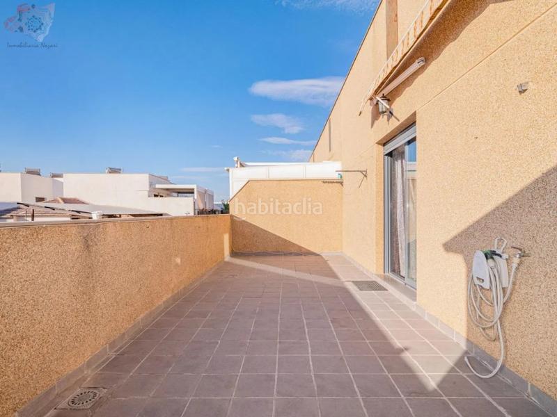 Foto 13d4a286-1ebe-48b6-9785-8fafe8c0ae86. Attico in calle palencia 23 in Las Tres Cruces Armilla