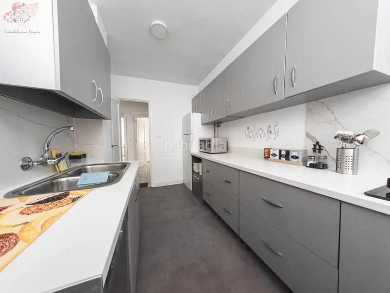 Foto 437db545-8201-4649-93da-1929beacaf06. Appartamento in calle doctor fidel fernandez 17 in Granada