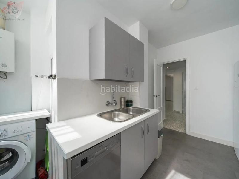 Foto 9afa7532-1bca-449f-afb7-ca6b96386fd4. Appartamento in calle doctor fidel fernandez 17 in Granada