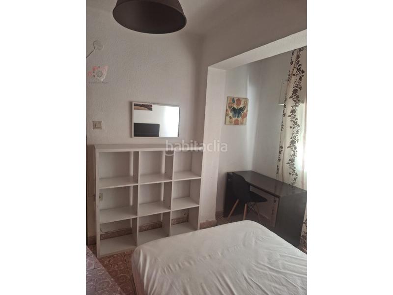 Foto ffba6f44-3d9d-4fe3-93cd-5fb4e038c87c. Miete etagenwohnung in Barrio de Zaidín Granada