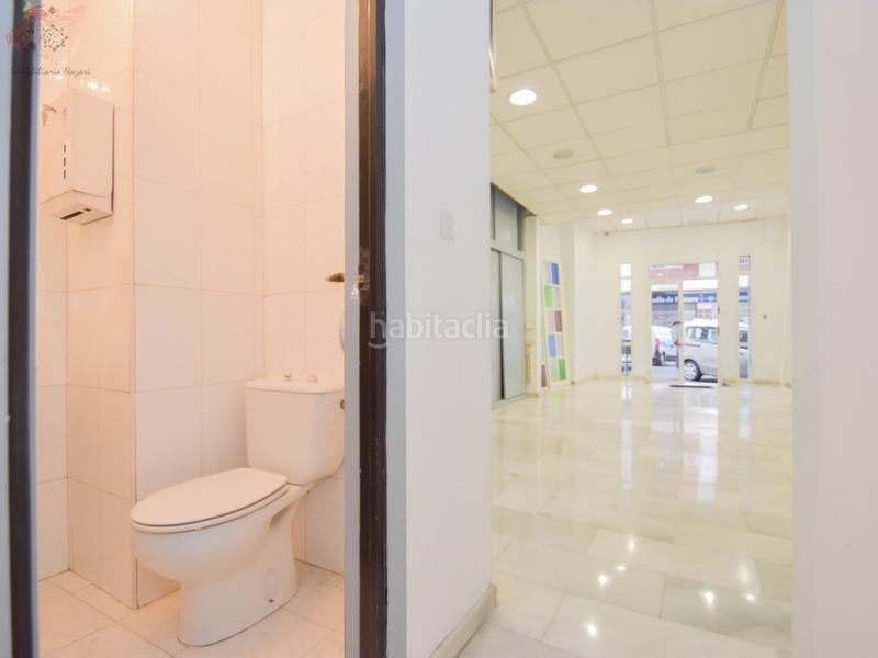 Foto 1a8a77db-4a73-4571-8319-aafe97a8eafa. Location local commercial dans calle cristo de medinaceli 4 dans Granada