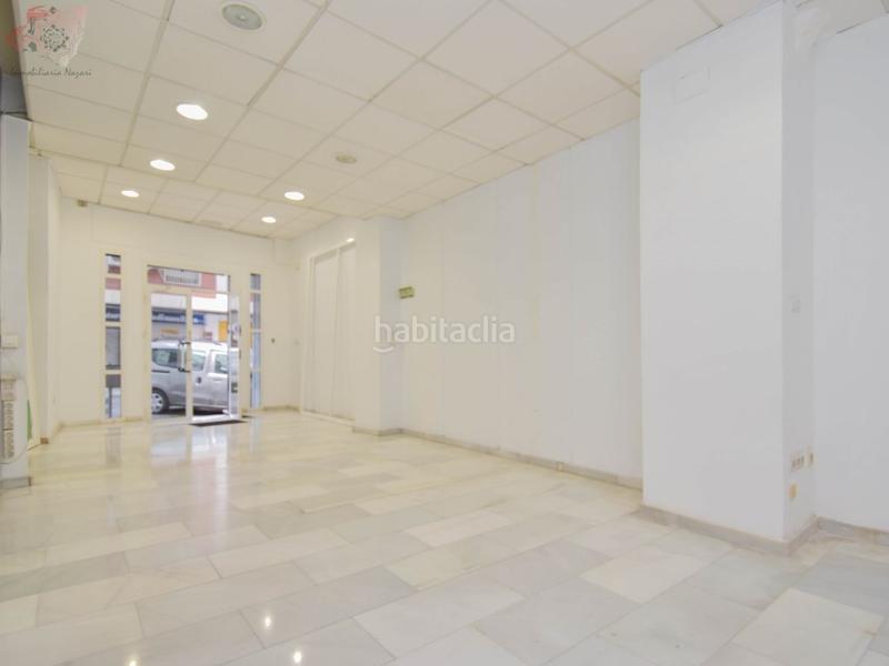Foto 9e6b7ef7-cdec-436c-96a0-03165a5956bb. Location local commercial dans calle cristo de medinaceli 4 dans Granada