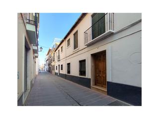 Casa  Calle ronda de sevilla 45. Dos casas en venta, por el precio de una y sin gastos de agencia