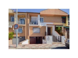 Casa en Calle Profesor Tierno Galvan 17