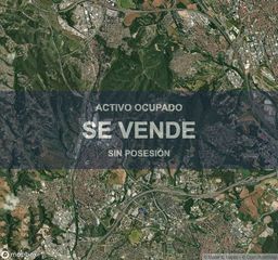 Pis a Mercat. Vivienda  399 m  3 hab. en rubí