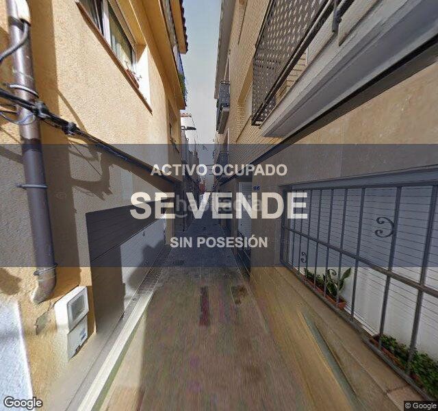 Foto fbaf9ad1-af53-43df-8908-167e3020e02a. Pis a Centre Blanes