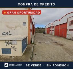 Capannone industriale in Altos del Olivar-El Caracol. Nave industrial  239 m en valdemoro