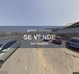 Local Comercial a Casco Urbano. Vivienda  17 m en adeje