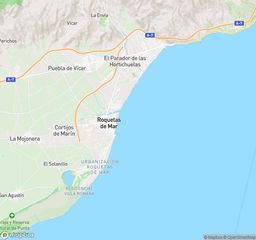 Business premise in Las Salinas. Vivienda  33 m en roquetas de mar
