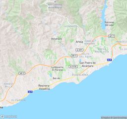 Terreno residenziale in Nueva Atalaya. Vivienda en estepona