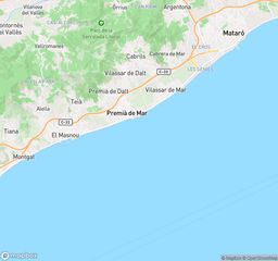 Flat in Zona Alta. Vivienda  406 m  4 hab. en premià de mar