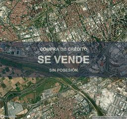 Flat in La Gavarra. Compra de crédito  vivienda en cornellà de llobregat