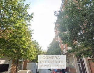 Pis  Carrer ample. Oportunidad piso ocupado