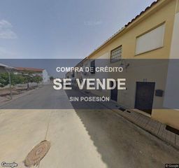 Pis a Carlota (La). Vivienda  112 m  3 hab. en la carlota