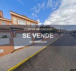 Flat in Ugena. Vivienda  175 m  4 hab. en ugena