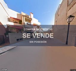 Appartement à Alberic. Vivienda  193 m en alberic