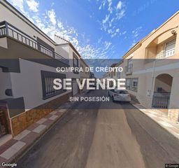 Pis a Adra. Vivienda  142 m  3 hab. en adra