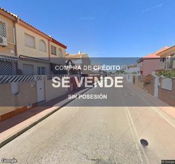 Pis a Santiago de La Ribera