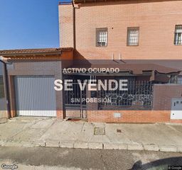 Flat in Chozas de Canales. Vivienda  205 m  4 hab. en chozas de canales