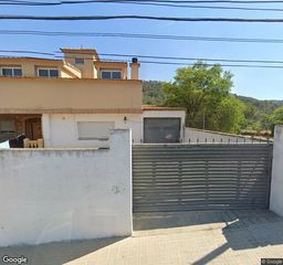 Pis a Canyelles. Vivienda  272 m en canyelles