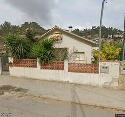 Pis a Vallirana. Vivienda  168 m  3 hab. en vallirana