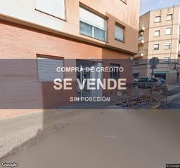 Aparcament cotxe a Creu de Barberà