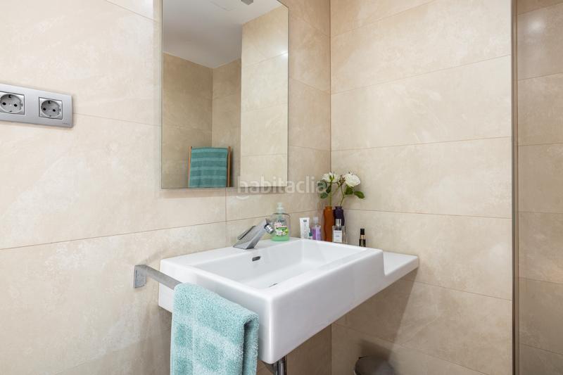 Foto 0c2de20c-cc3f-4bdd-be6b-6eb1bdbc5d70. Maison avec cheminée chauffage parking piscine dans Castelldefels