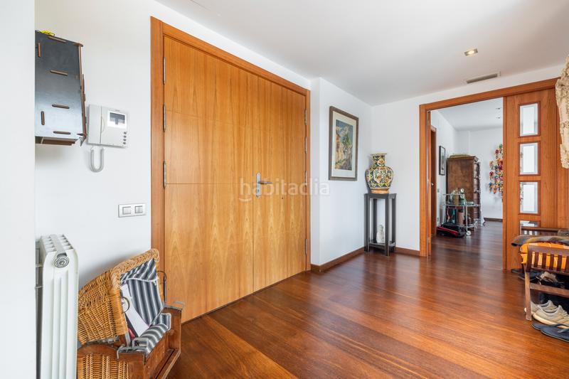 Foto 2137b819-4b9b-48d5-8e44-36495697ea36. Maison avec cheminée chauffage parking piscine dans Castelldefels