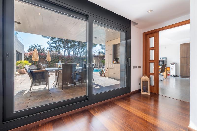 Foto 29a98a04-c299-4835-b258-e3be67c5504a. Maison avec cheminée chauffage parking piscine dans Castelldefels