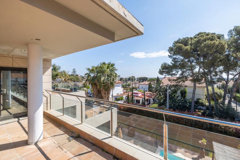 Foto 38338b22-1fe6-48b8-a9f7-2958ab6d76a1. Maison avec cheminée chauffage parking piscine dans Castelldefels