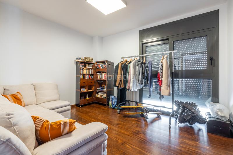 Foto 7b52a151-9e9e-463e-b66d-3bf943cdbfe0. Maison avec cheminée chauffage parking piscine dans Castelldefels