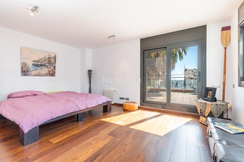 Foto b4403b0f-5559-4713-bbc1-2ed3aa098667. Maison avec cheminée chauffage parking piscine dans Castelldefels